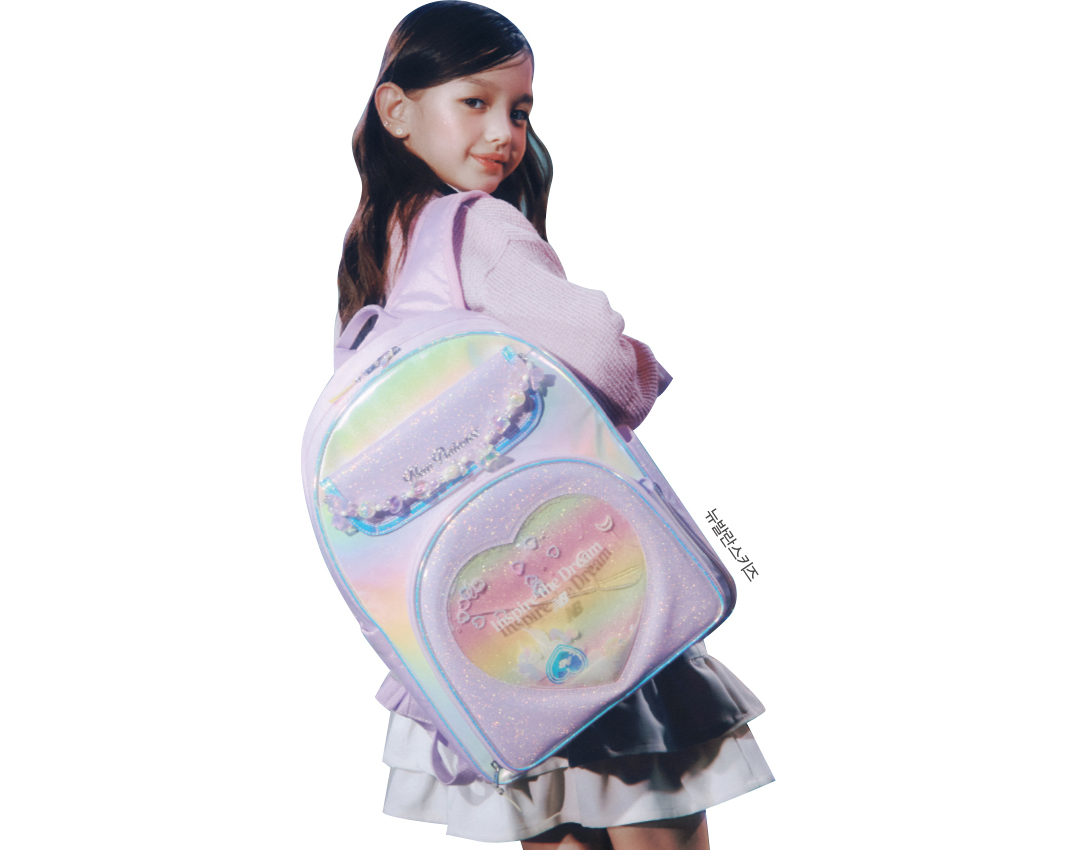 [월요기획] 2026 책가방 전쟁, ‘캉골~비스킷’ 올해 신제품 트렌드는?  4490-Image